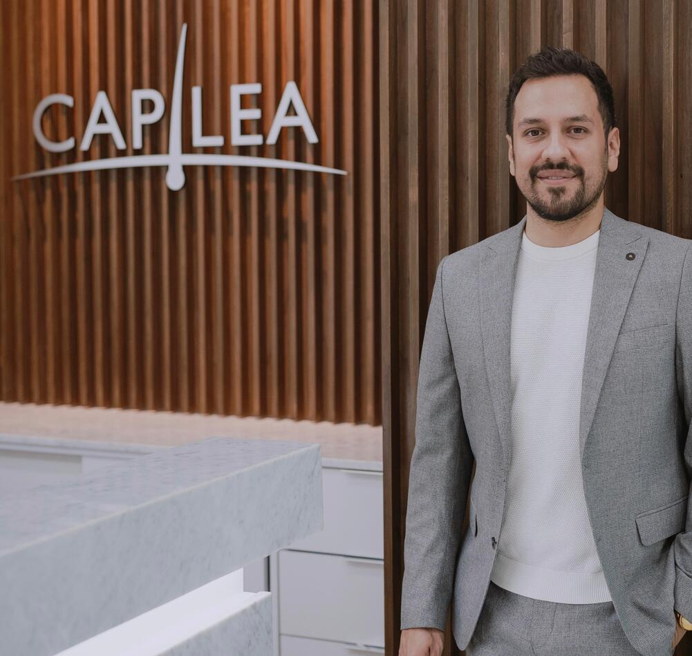 Doctor Hector Trevino en Capilea Mexico personal medico altamente capacitado